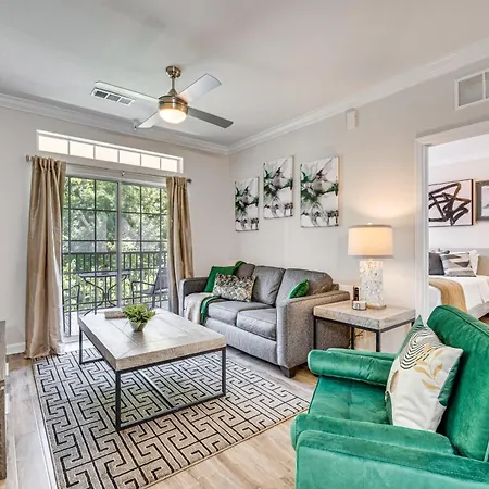 Modern Condo With Resort Pool 10 Mi To Disney World